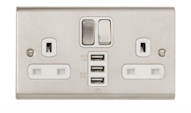 Deta SD1299SSW Socket 2 Gang Single Pole Switched + 3 USB Ports 13A Stainless Steel White Insert